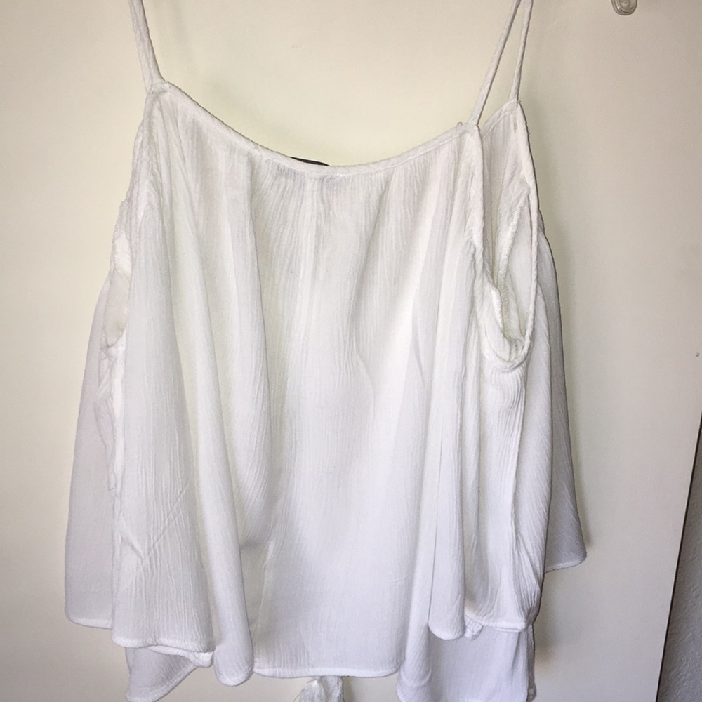 White Versatile Lightweight Blouse - image 5